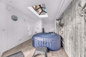 Photo 77- click for photo gallery